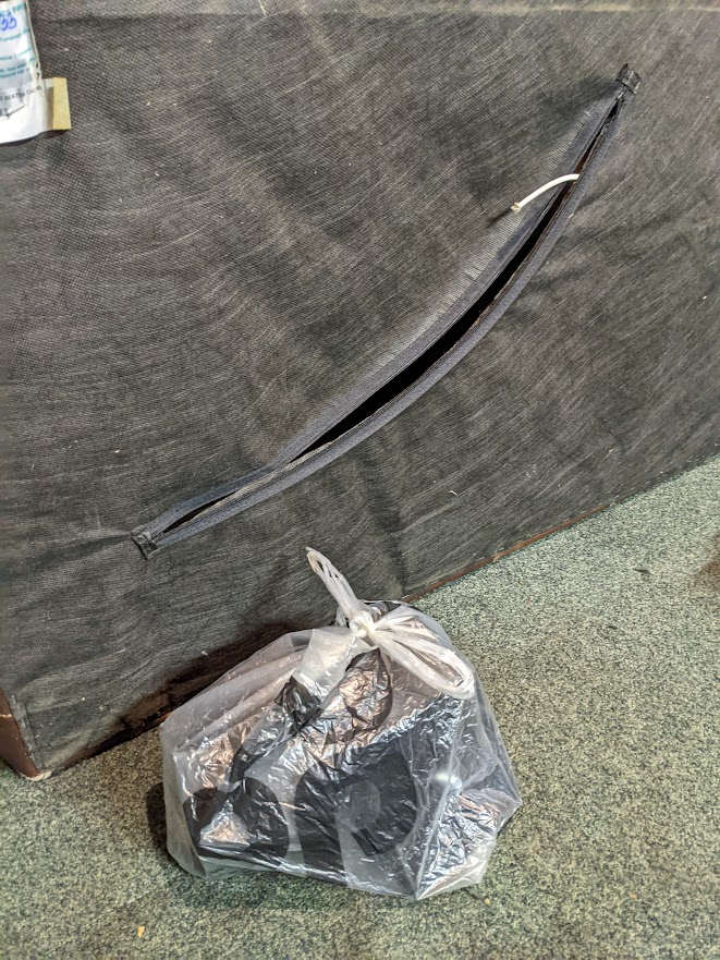 Protecting a sofa for transport 3 seater leather sofa