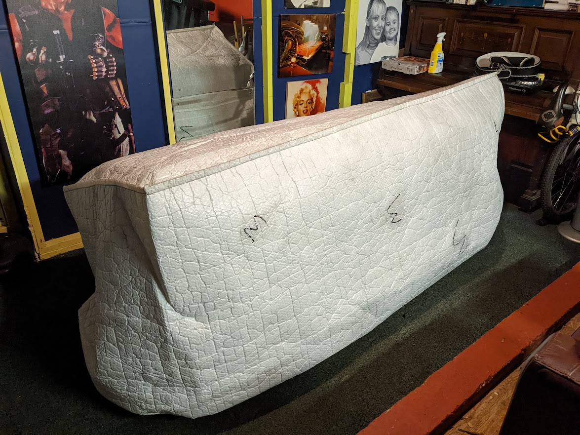Protecting a sofa for transport 3 seater leather sofa